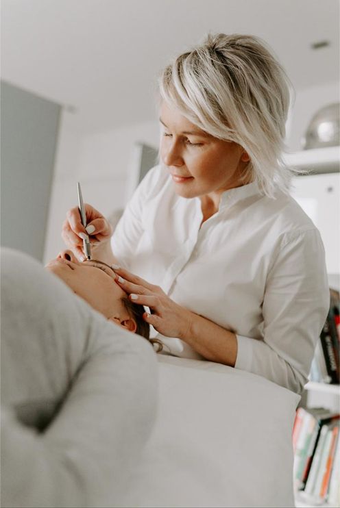 Irina Gujejiani |  Permanent Make-up Artist